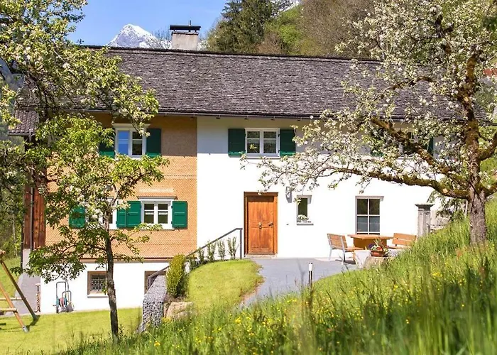 Annas Muntafuner Hus *