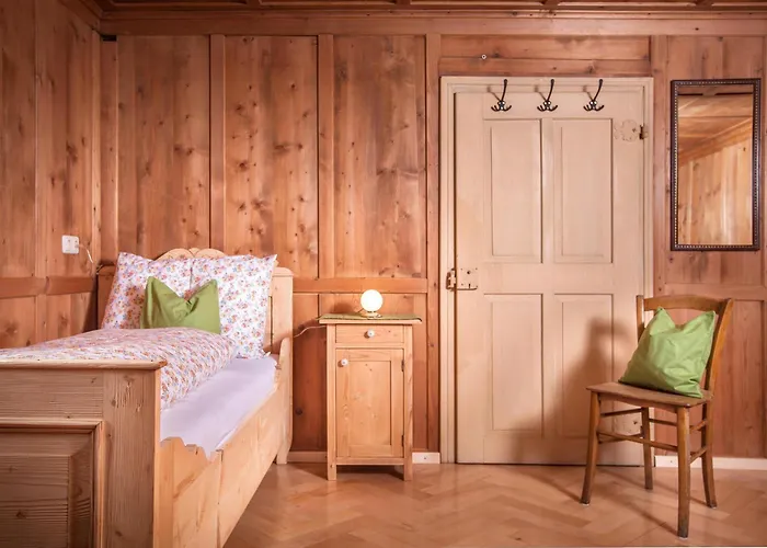 Annas Muntafuner Hus Holiday home Schruns